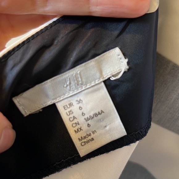 H&M casual dress. - Picture 5 of 6